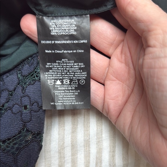 Elegant Tory Burch Lace Pencil Skirt - Navy Blue with green lining  size 10 - Picture 4 of 5